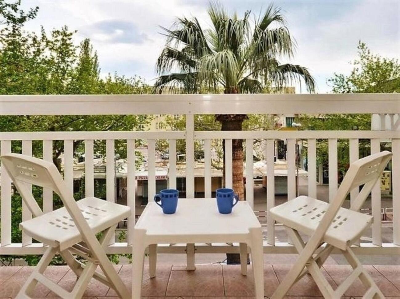 Apartment Toma Omis Bagian luar foto