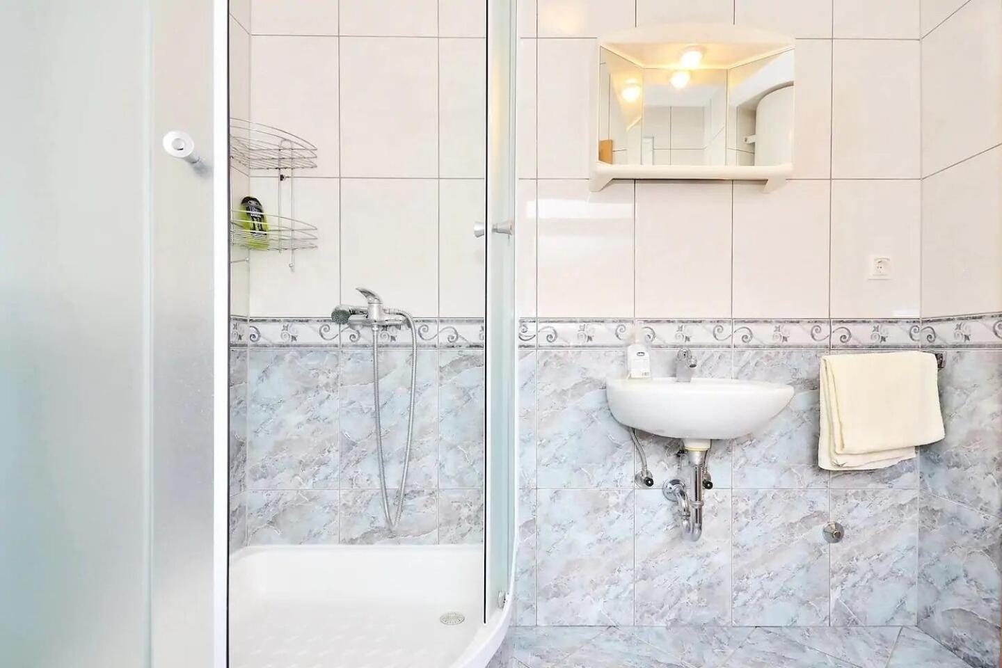 Apartment Toma Omis Bagian luar foto